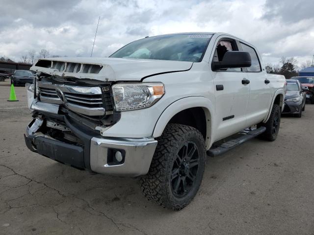 Toyota Tundra salvage cars for sale: 2017 Toyota Tundra Crewmax SR5