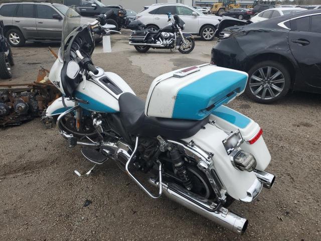2017 HARLEY-DAVIDSON FLHTCU ULT - 1HD1FCC1XHB604484