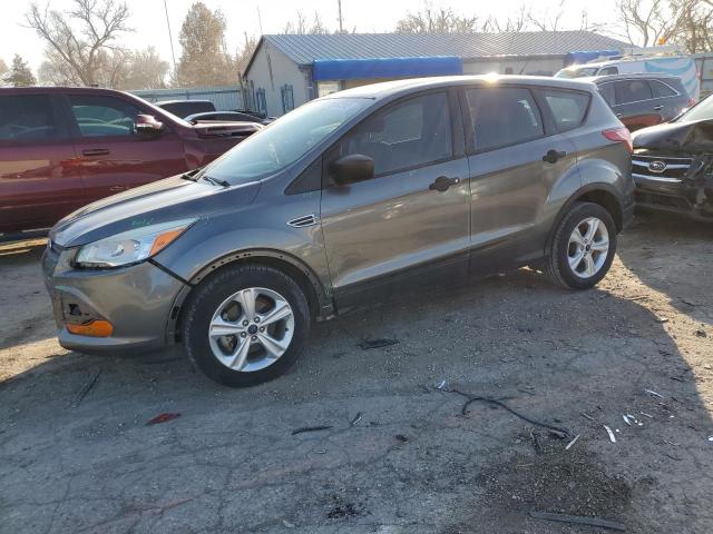 Salvage cars for sale from Copart Wichita, KS: 2014 Ford Escape S