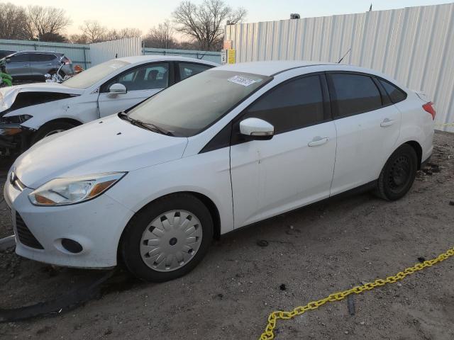 Salvage cars for sale from Copart Wichita, KS: 2014 Ford Focus SE