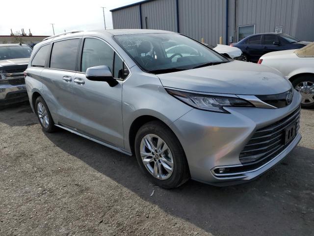 2022 TOYOTA SIENNA LIM 5TDZRKEC6NS098757