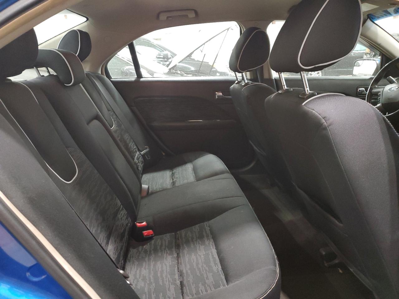2011 Ford Fusion - Image 10