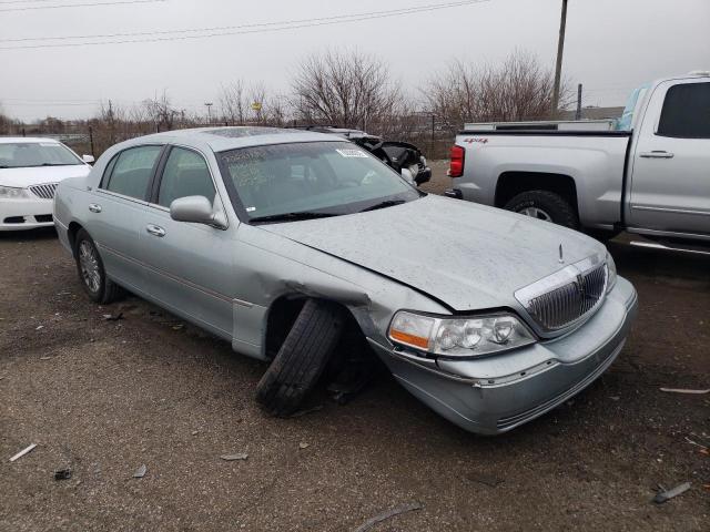 1LNHM82W57Y625234 Lincoln TOWNCAR