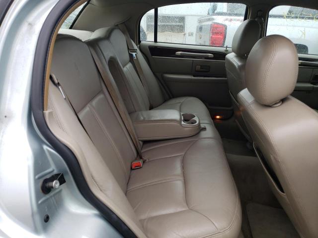 1LNHM82W57Y625234 Lincoln TOWNCAR