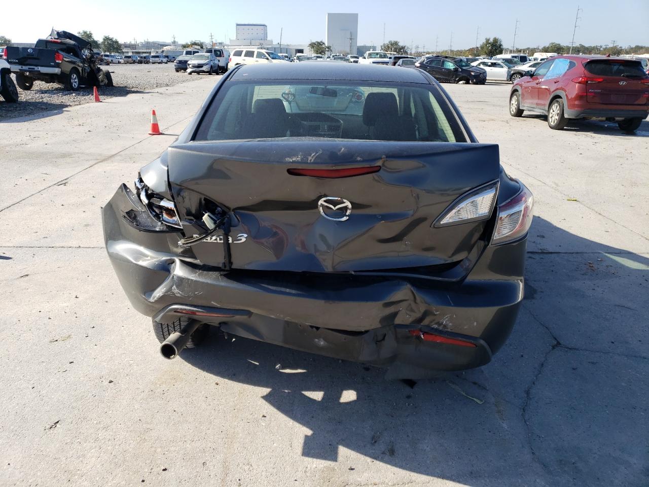 2011 Mazda 3 I VIN: JM1BL1VF1B1388730 Lot: 60614153