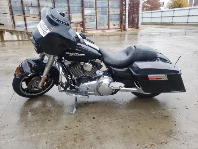 2010 HARLEY-DAVIDSON FLHX - 1HD1KB419AB637910