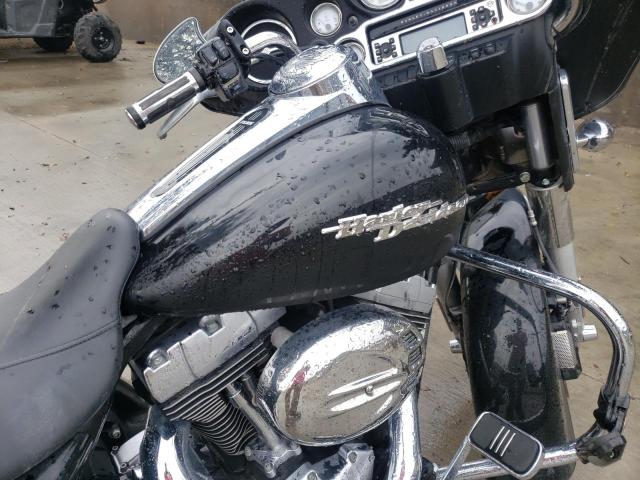 2010 HARLEY-DAVIDSON FLHX - 1HD1KB419AB637910