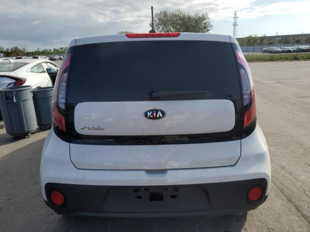 KNDJN2A23J7588681 2018 Kia Soul