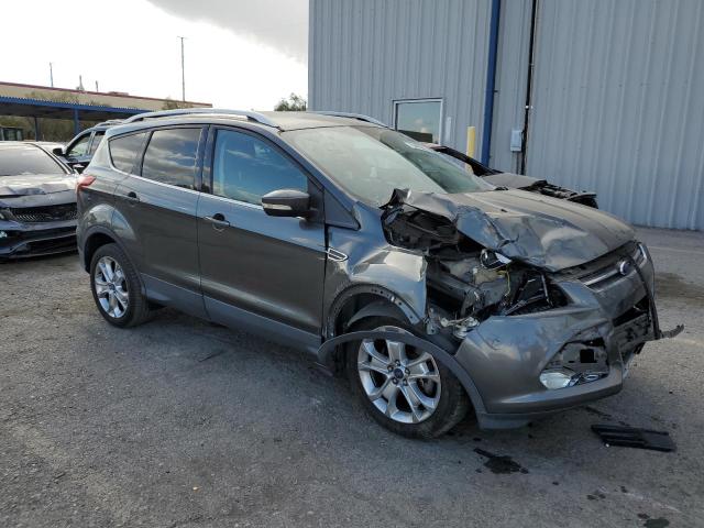 1FMCU0J92FUA43931 Ford Escape Titanium