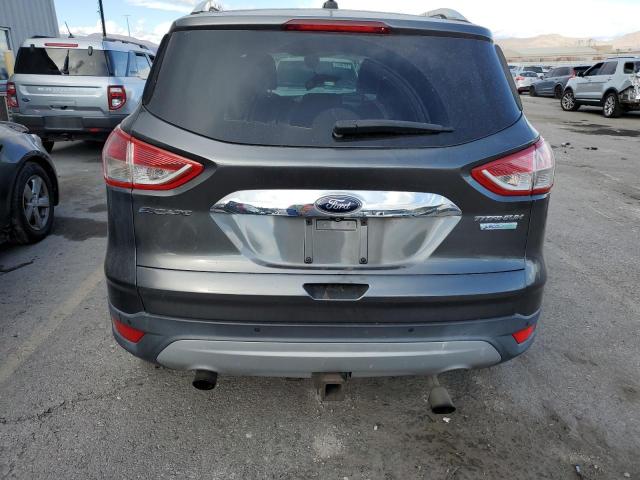1FMCU0J92FUA43931 Ford Escape Titanium