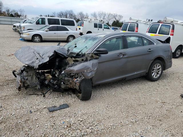 2014 Ford Taurus SE