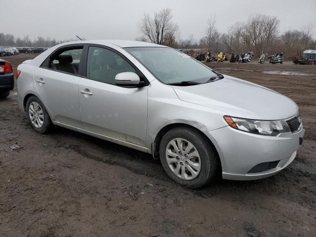 KNAFU4A24D5724964 KIA FORTE EX