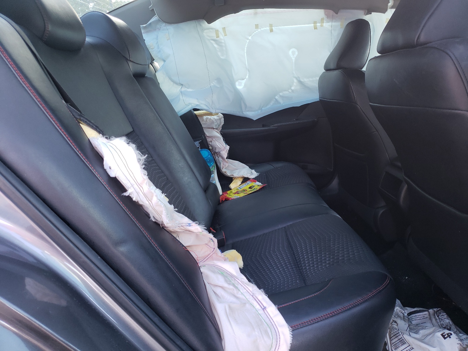 4T1BF1FK2FU038381 2015 Toyota Camry Le