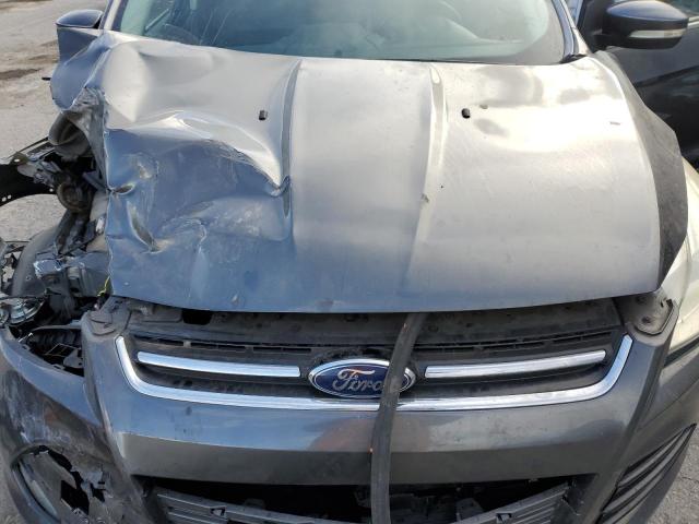 1FMCU0J92FUA43931 Ford Escape Titanium