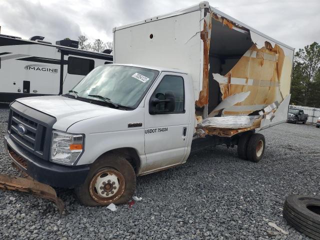 2022 Ford Econoline Cargo Van 