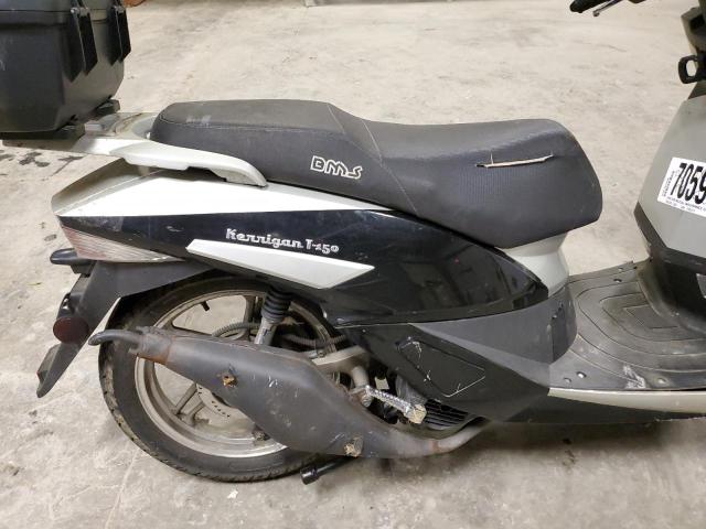 2010 VESPA 150 L5YTCKPA7A1148293