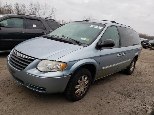 Salvage cars for sale from Copart Leroy, NY: 2005 Chrysler Town & Country