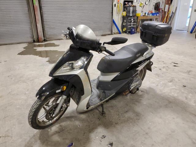 2010 VESPA 150 L5YTCKPA7A1148293