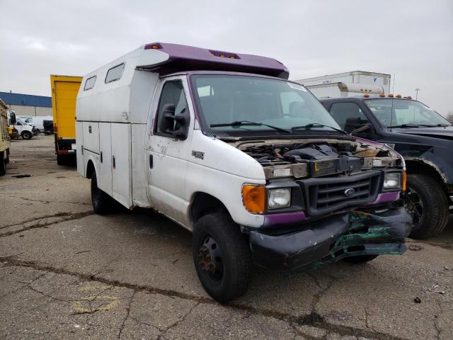 2005 Ford Econoline Cargo Van 