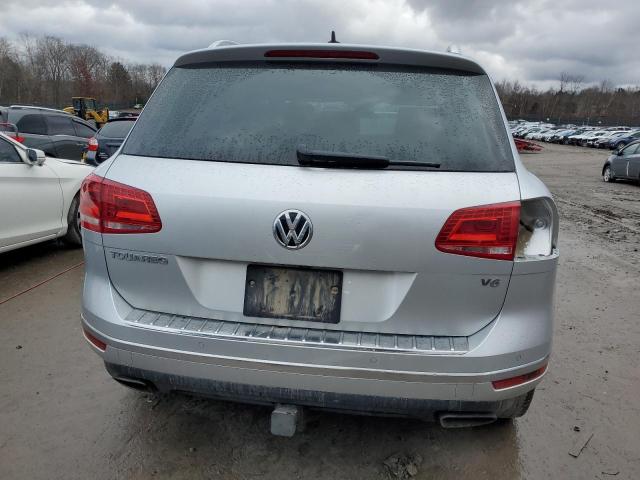 2017 VOLKSWAGEN TOUAREG WO WVGRF7BP8HD000983