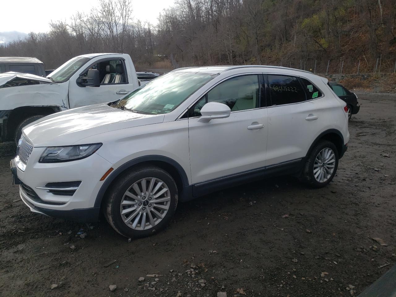 5LMCJ1D98KUL42261 LINCOLN MKC 2019
