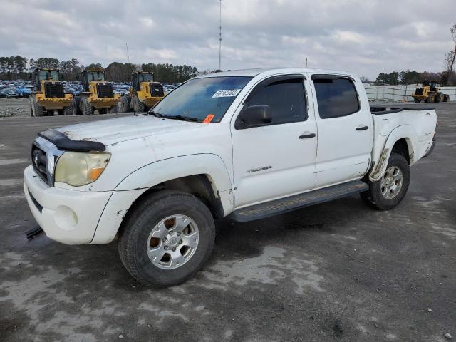Salvage cars for sale from Copart Dunn, NC: 2006 Toyota Tacoma DOU
