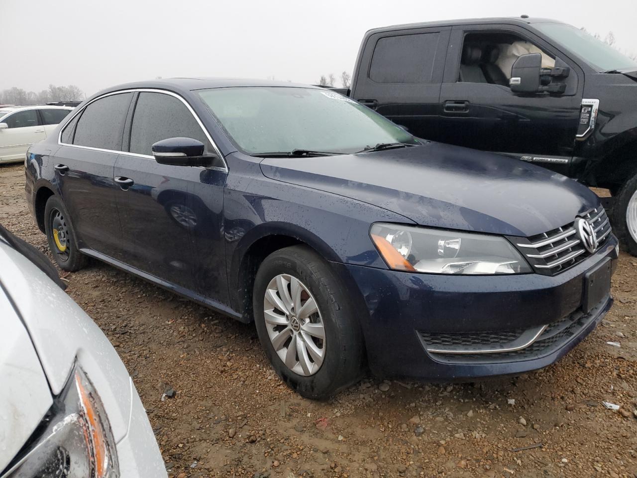 1VWBN7A31EC077684 2014 Volkswagen Passat Se