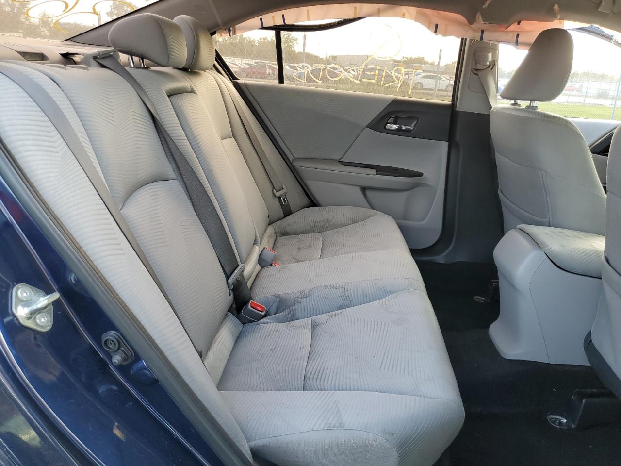 1HGCR2F37HA269135 HONDA ACCORD 2017
