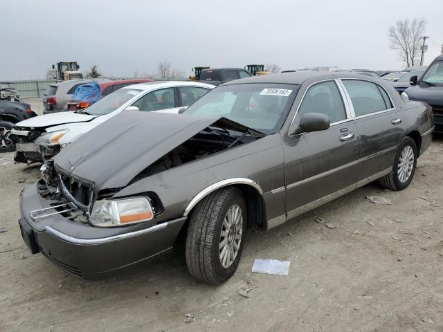 2004 Lincoln Town Car Ultimate