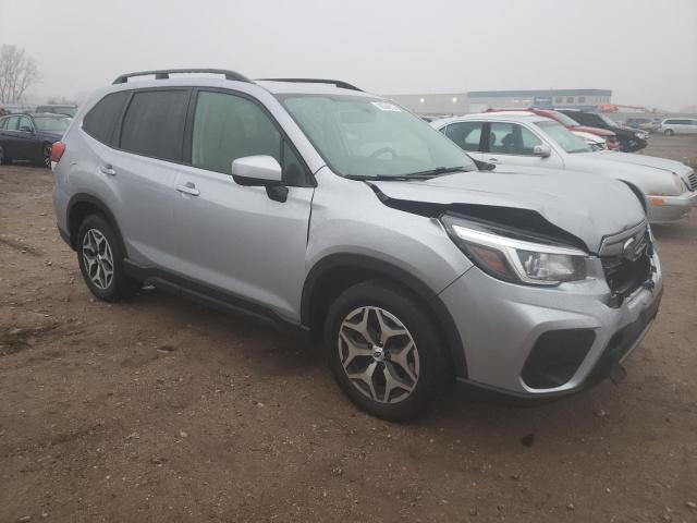 JF2SKAEC8KH463537 Subaru Forester P 4