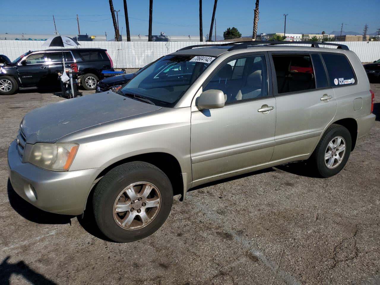 Тойота Хигхландер 2001. Toyota Highlander 2001 зеленый. Тойота Highlander 2001 заднего суппорта.