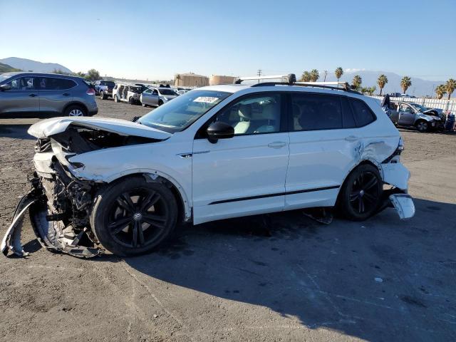 Salvage cars for sale from Copart Colton, CA: 2019 Volkswagen Tiguan SE