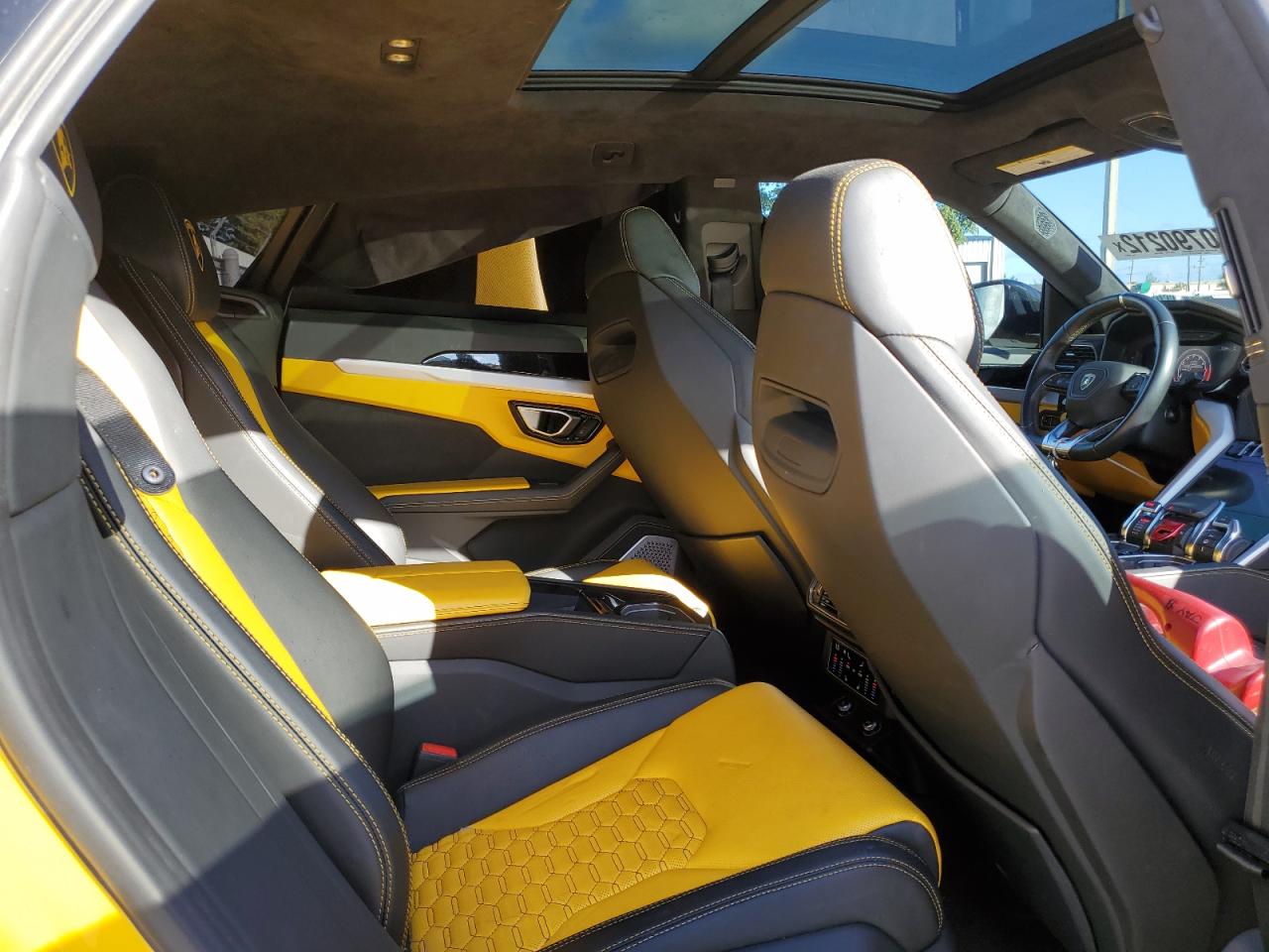 VIN ZPBUA1ZL9KLA01837 2019 LAMBORGHINI ALL MODELS no.11