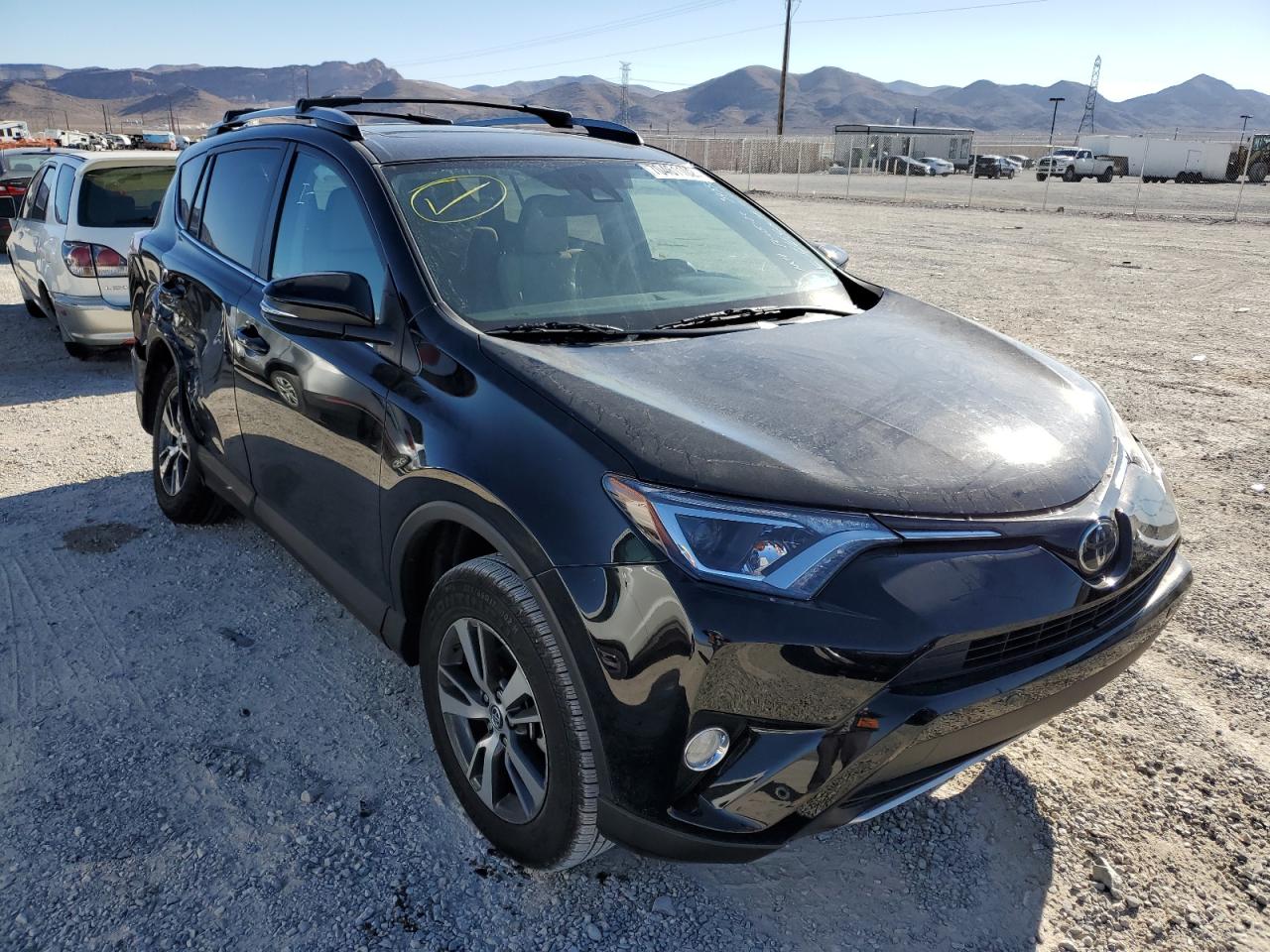 2T3WFREV7HW403448 2017 Toyota Rav4 Xle