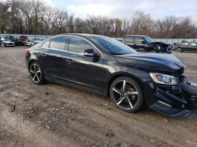 2016 VOLVO S60 R DESI YV126MFP1G2395415