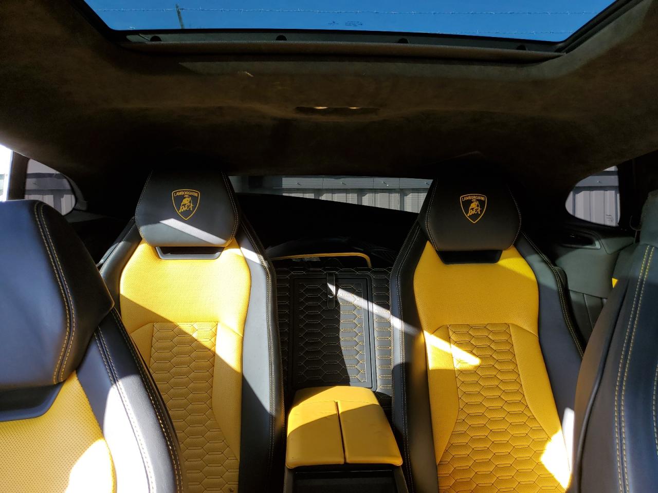 VIN ZPBUA1ZL9KLA01837 2019 LAMBORGHINI ALL MODELS no.10