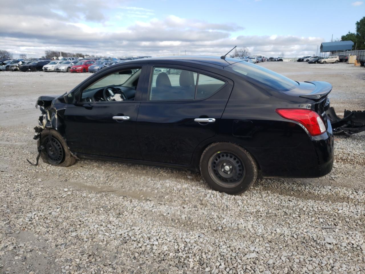 3N1CN7AP4KL851441 2019 Nissan Versa S