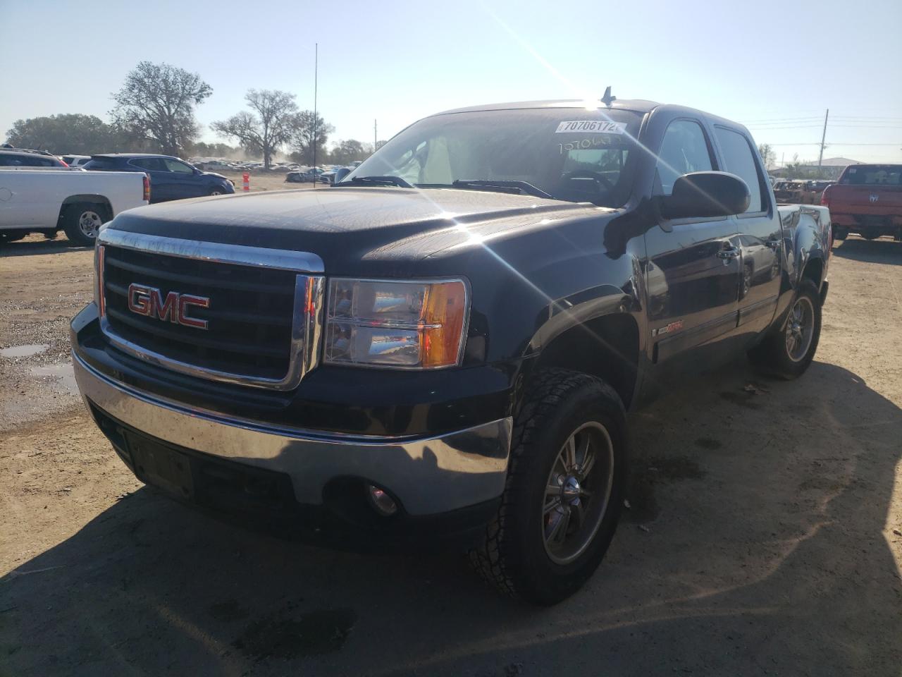 2007 GMC New Sierra K1500 VIN: 3GTEK13Y57G538058 Lot: 70706172