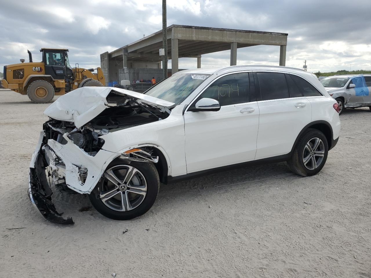 W1N0G8DB9NV370260 MERCEDES-BENZ GLC 300 2022