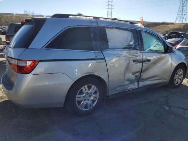 VIN 5FNRL5H26DB083216 2013 HONDA ODYSSEY no.3