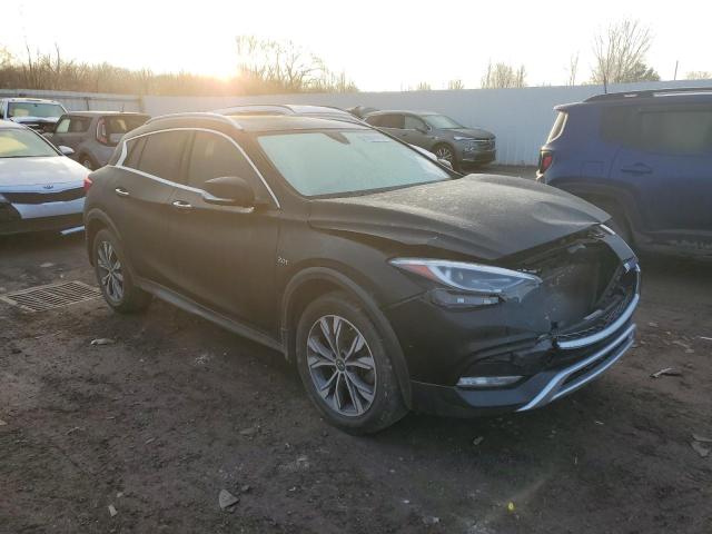 2018 INFINITI QX30 SJKCH5CR4JA053676