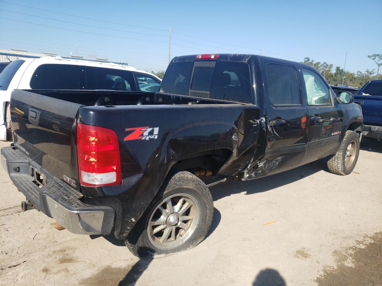 2007 GMC New Sierra K1500 VIN: 3GTEK13Y57G538058 Lot: 70706172