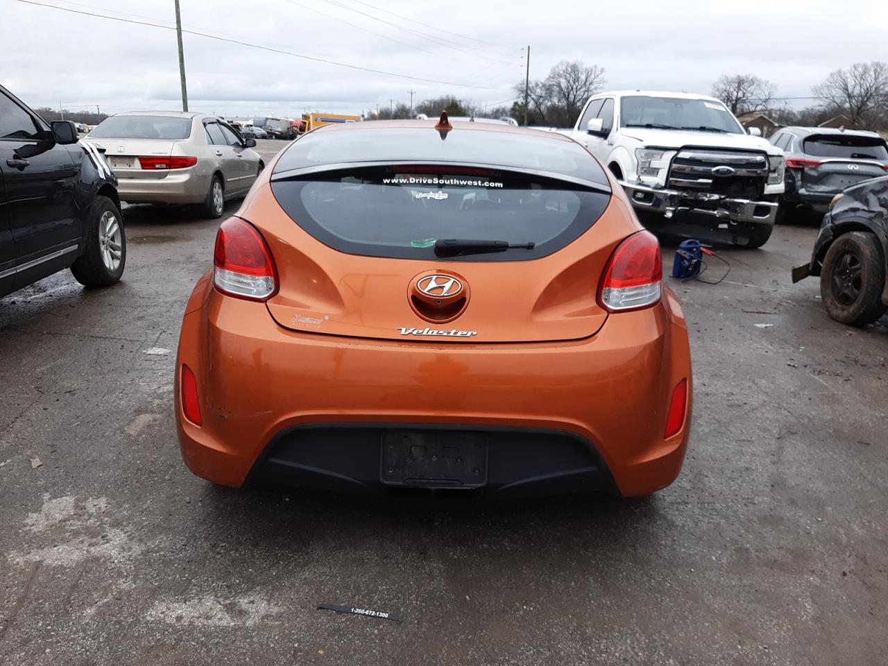 Lot #2077107417 2015 HYUNDAI VELOSTER