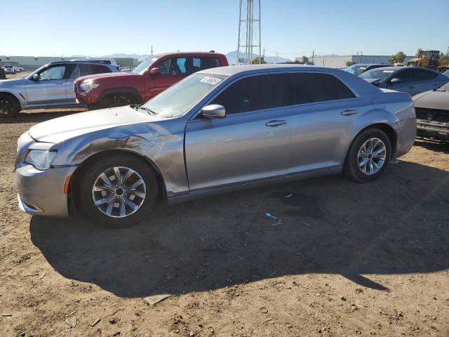 2016 Chrysler 300 Limited