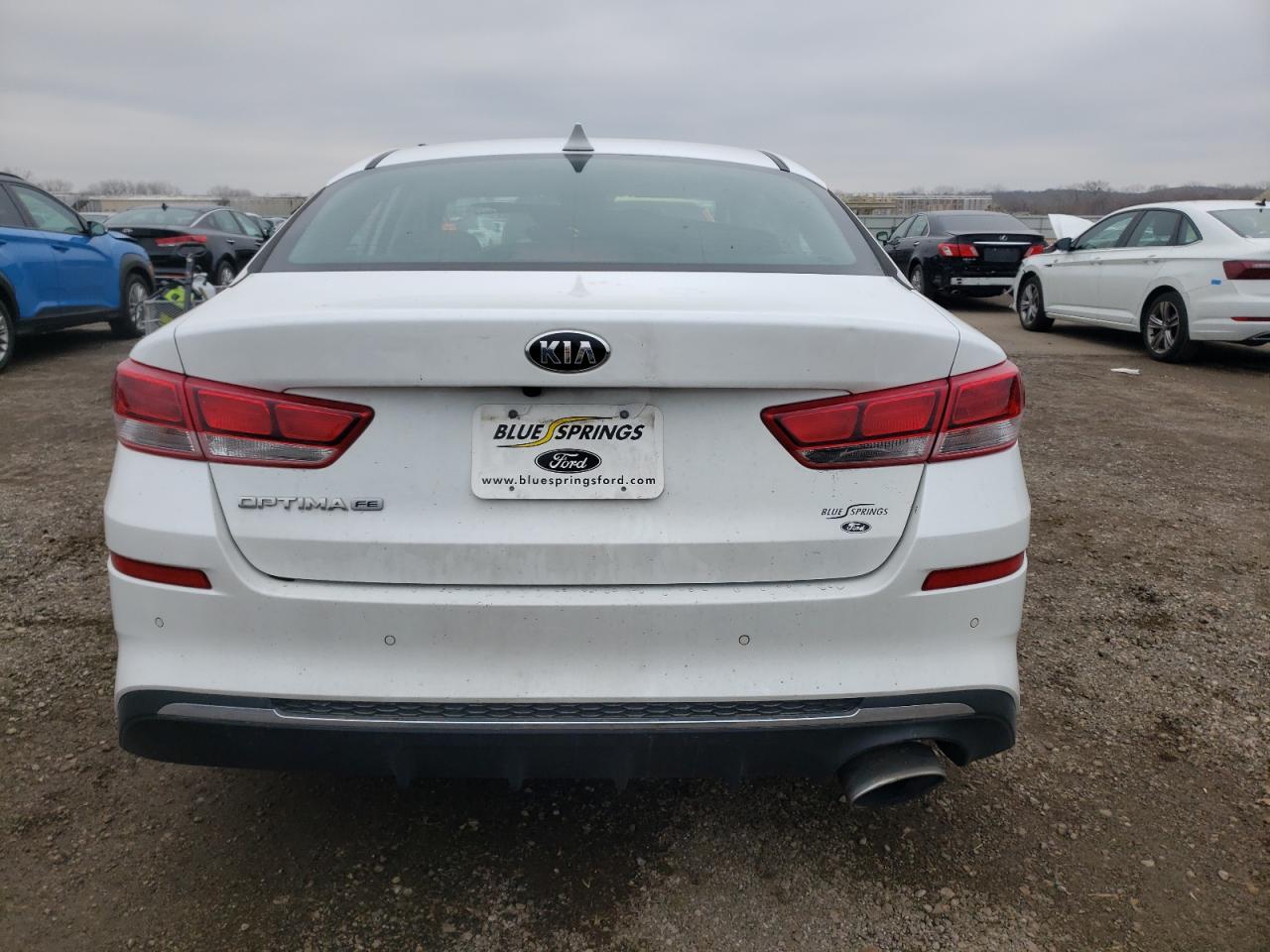 5XXGT4L37KG279158 2019 Kia Optima Lx