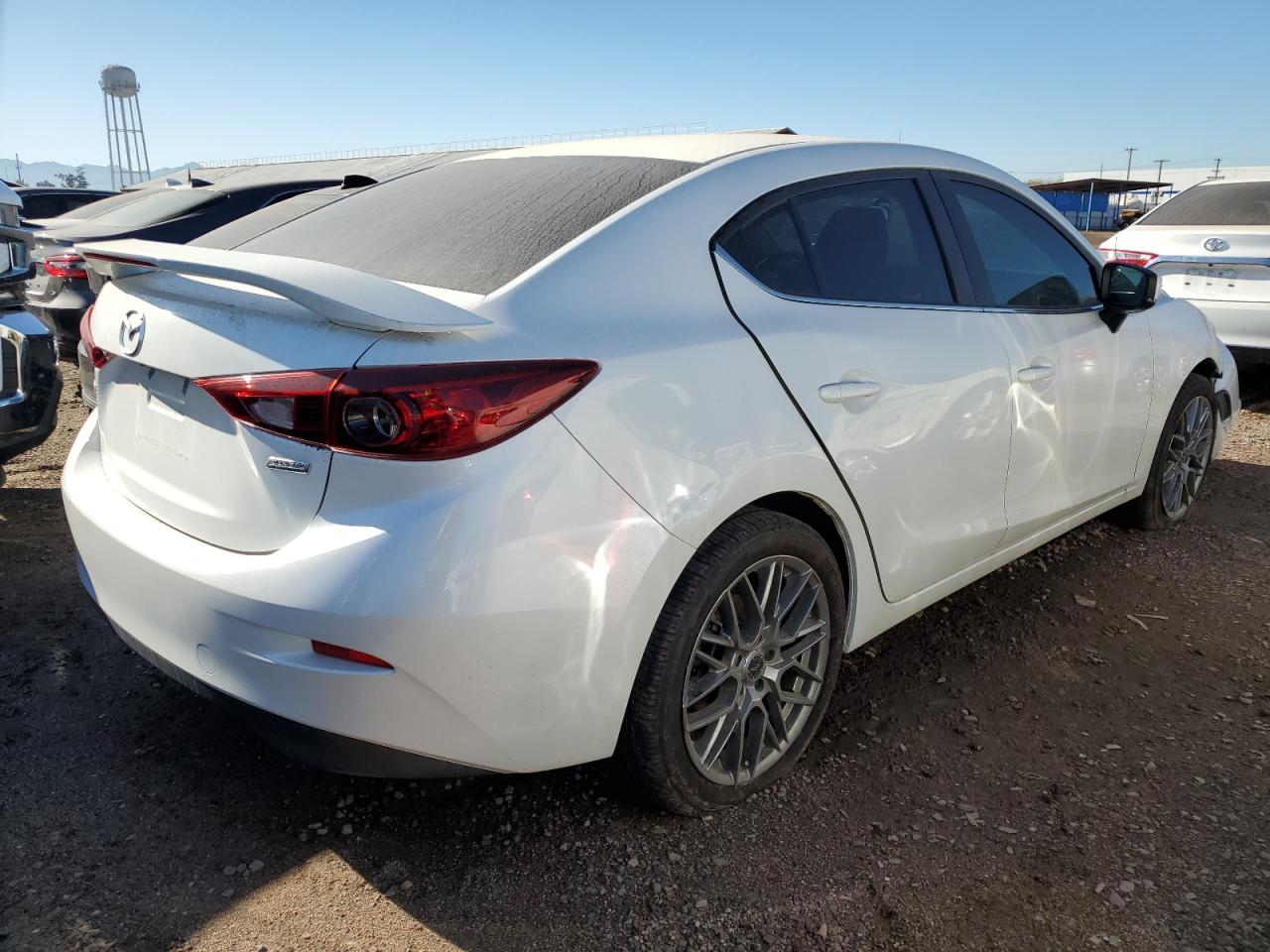 2017 Mazda 3 - Image 4
