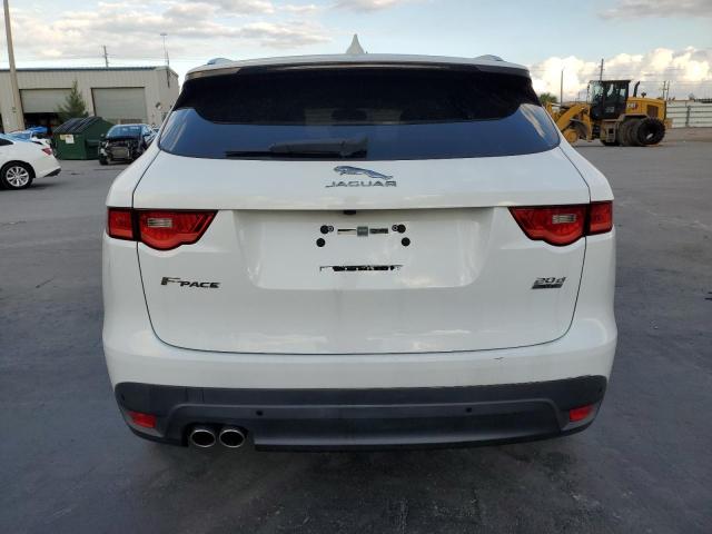 SADCJ2BN2HA096819 Jaguar F-pace Premium