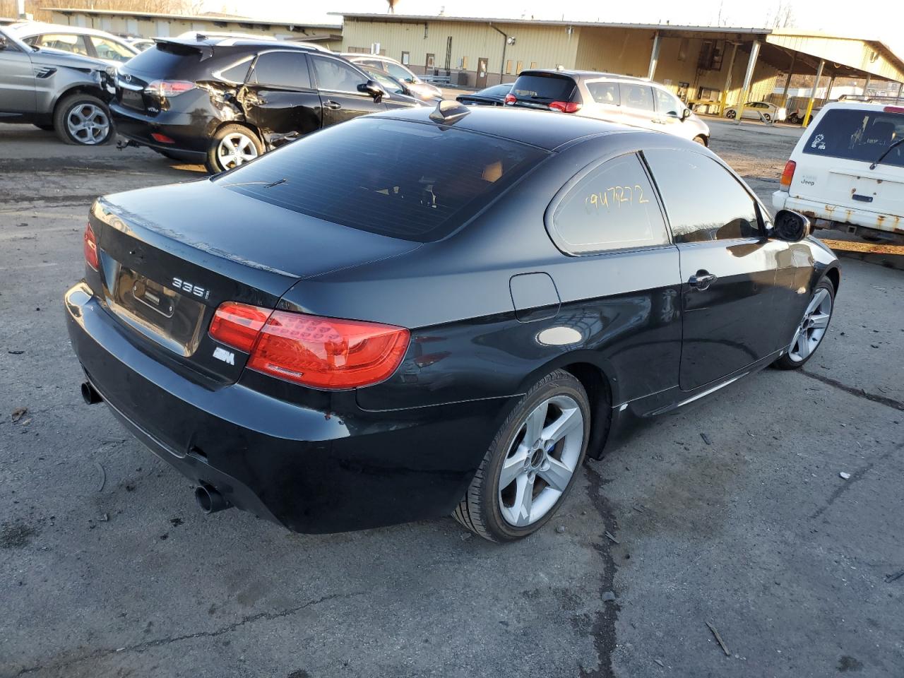 WBAKF9C54BE261797 2011 BMW 335 Xi