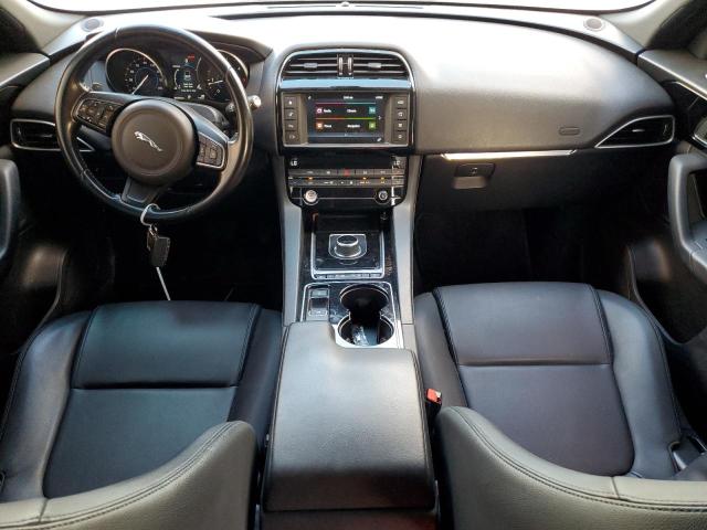 SADCJ2BN2HA096819 Jaguar F-pace Premium