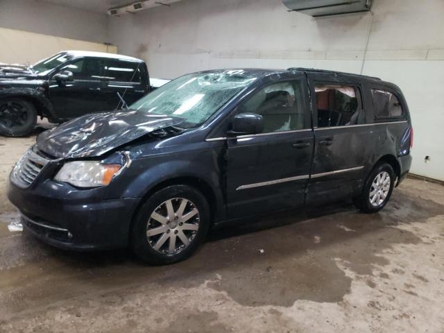 Salvage cars for sale from Copart Davison, MI: 2013 Chrysler Town & Country Touring